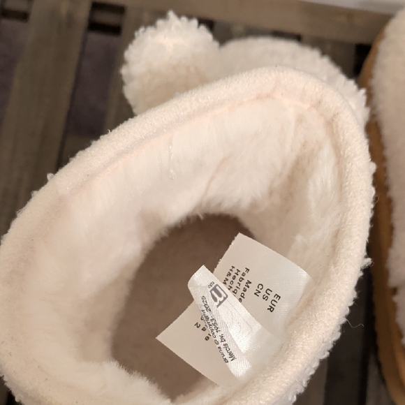 Miffy Cream Plush Bunny Boots - Picture 7 of 8